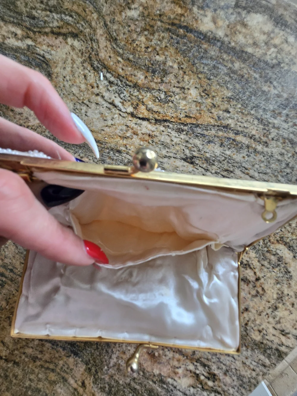 Beaded Shell Ivory Evening Clutch - Picture 6 of 8